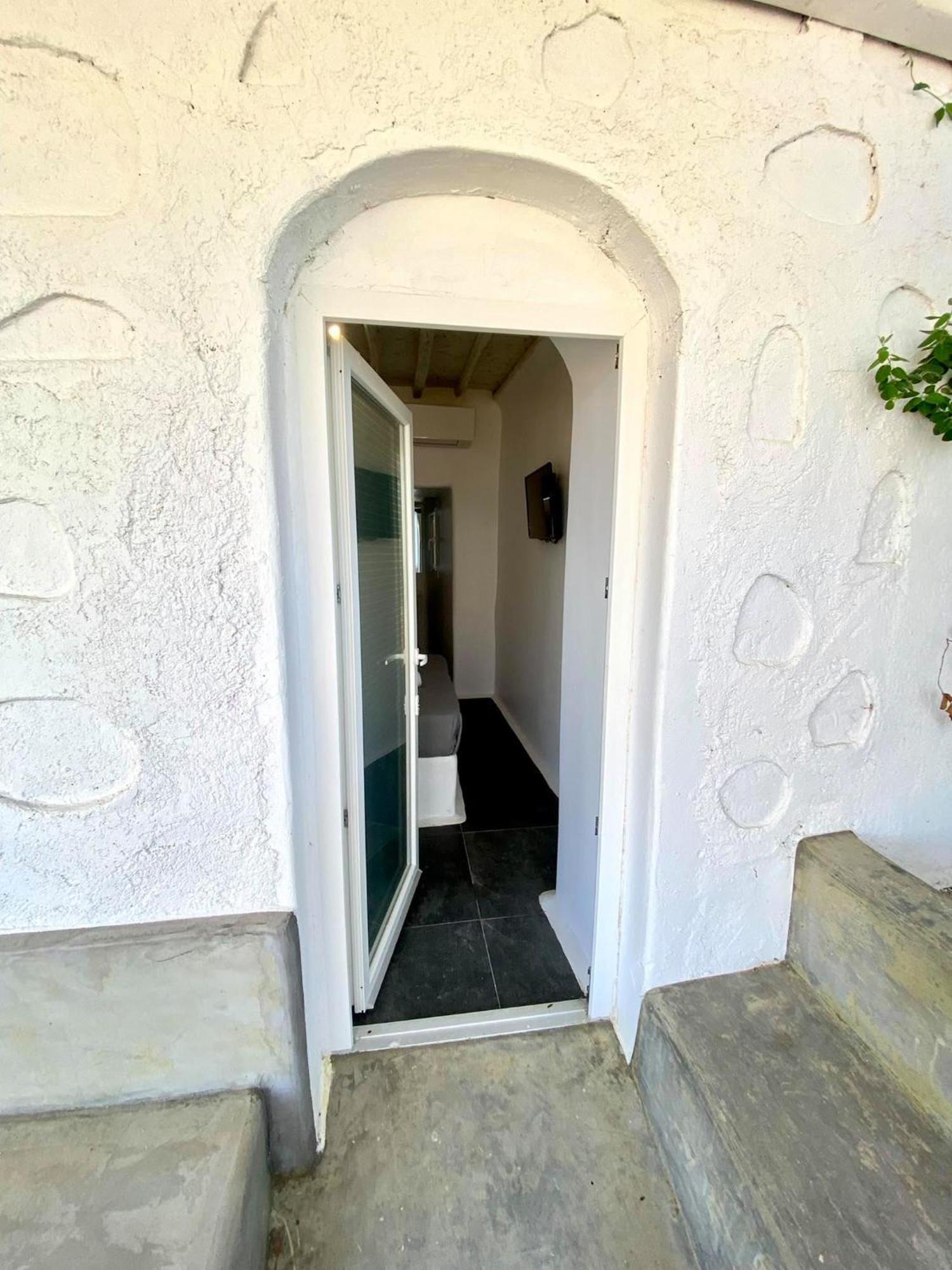 Mykonos Vibes Airport Studios And Apartments Mykonos Town Esterno foto