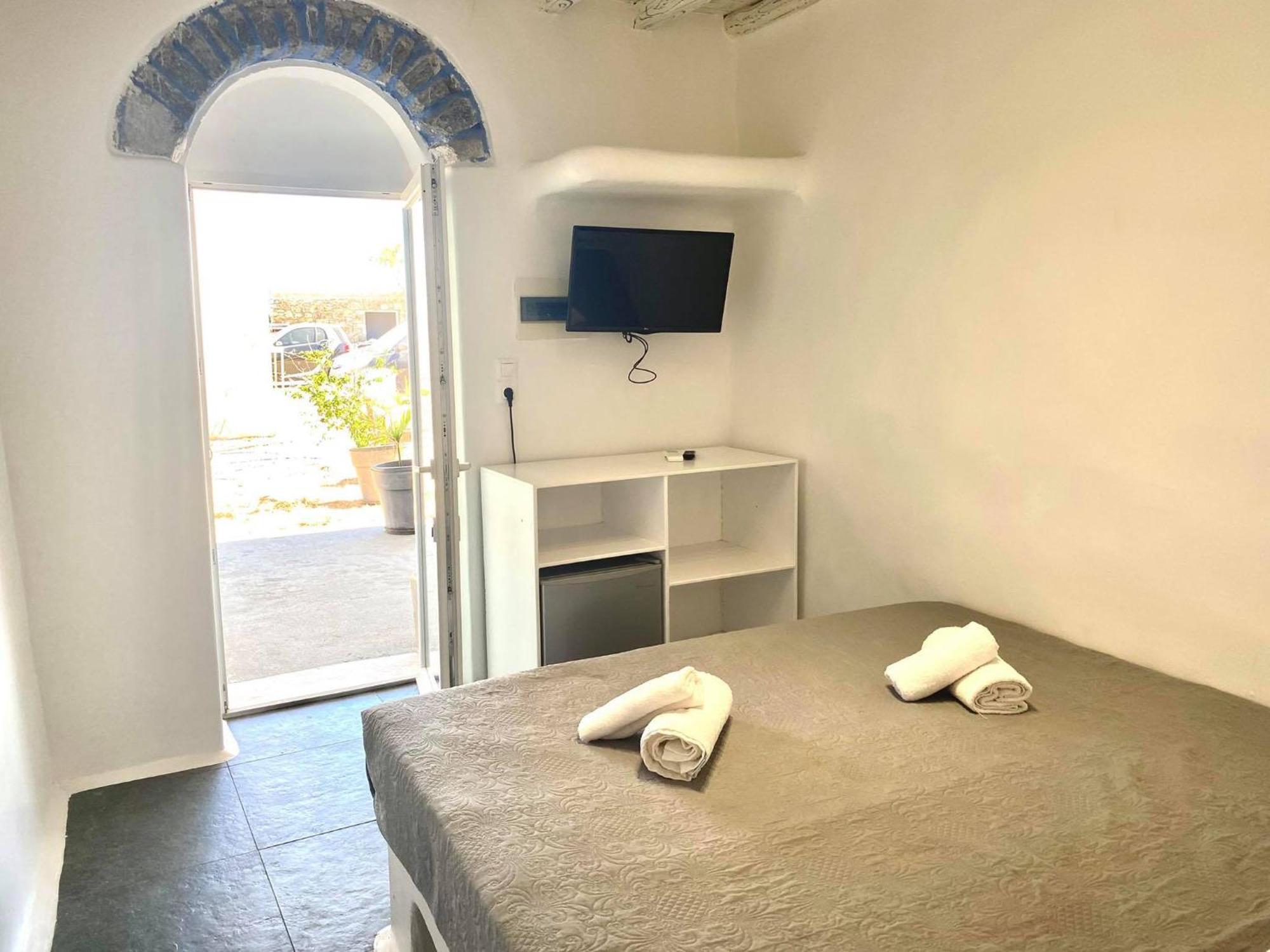 Mykonos Vibes Airport Studios And Apartments Mykonos Town Esterno foto
