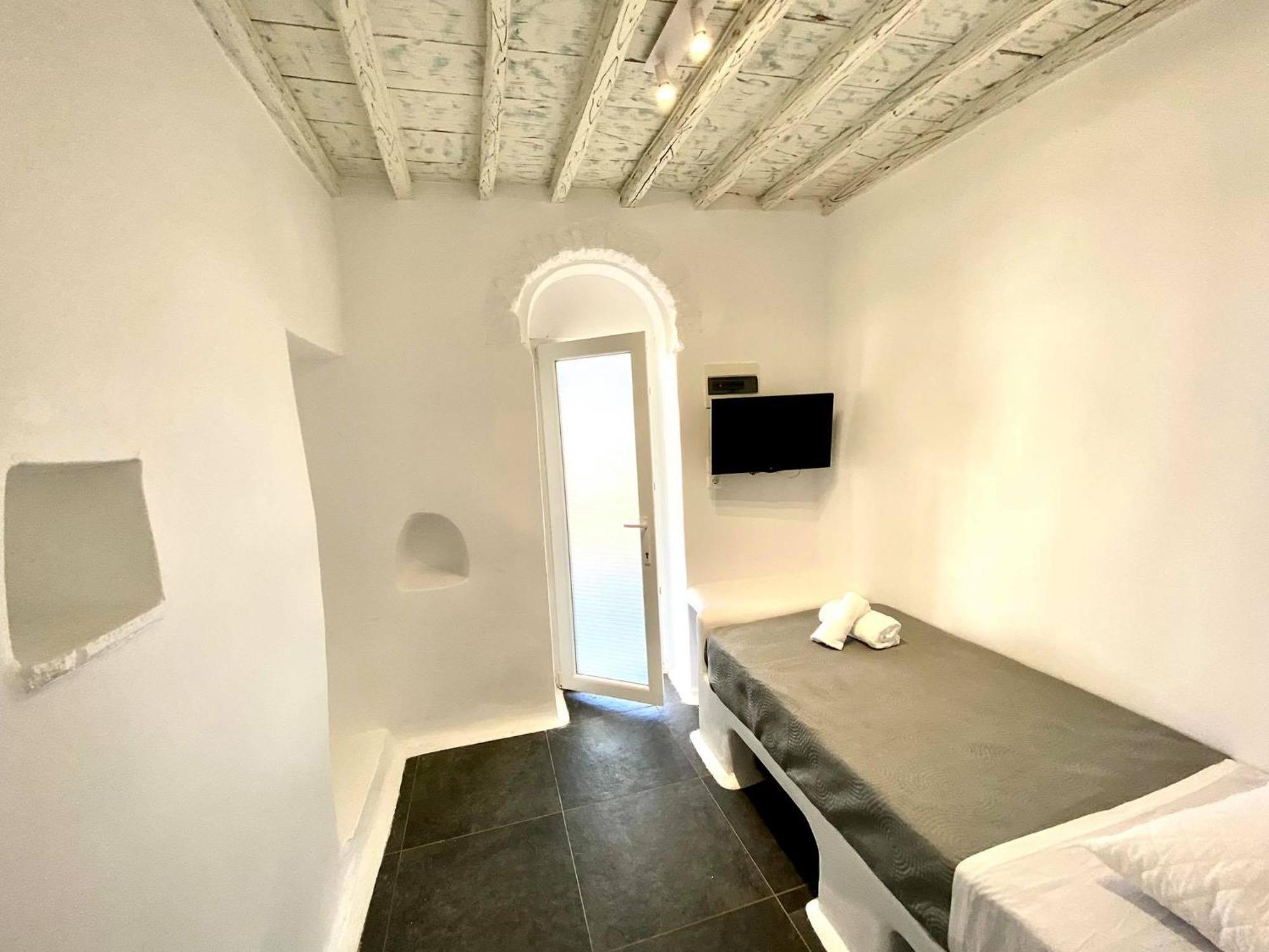 Mykonos Vibes Airport Studios And Apartments Mykonos Town Esterno foto
