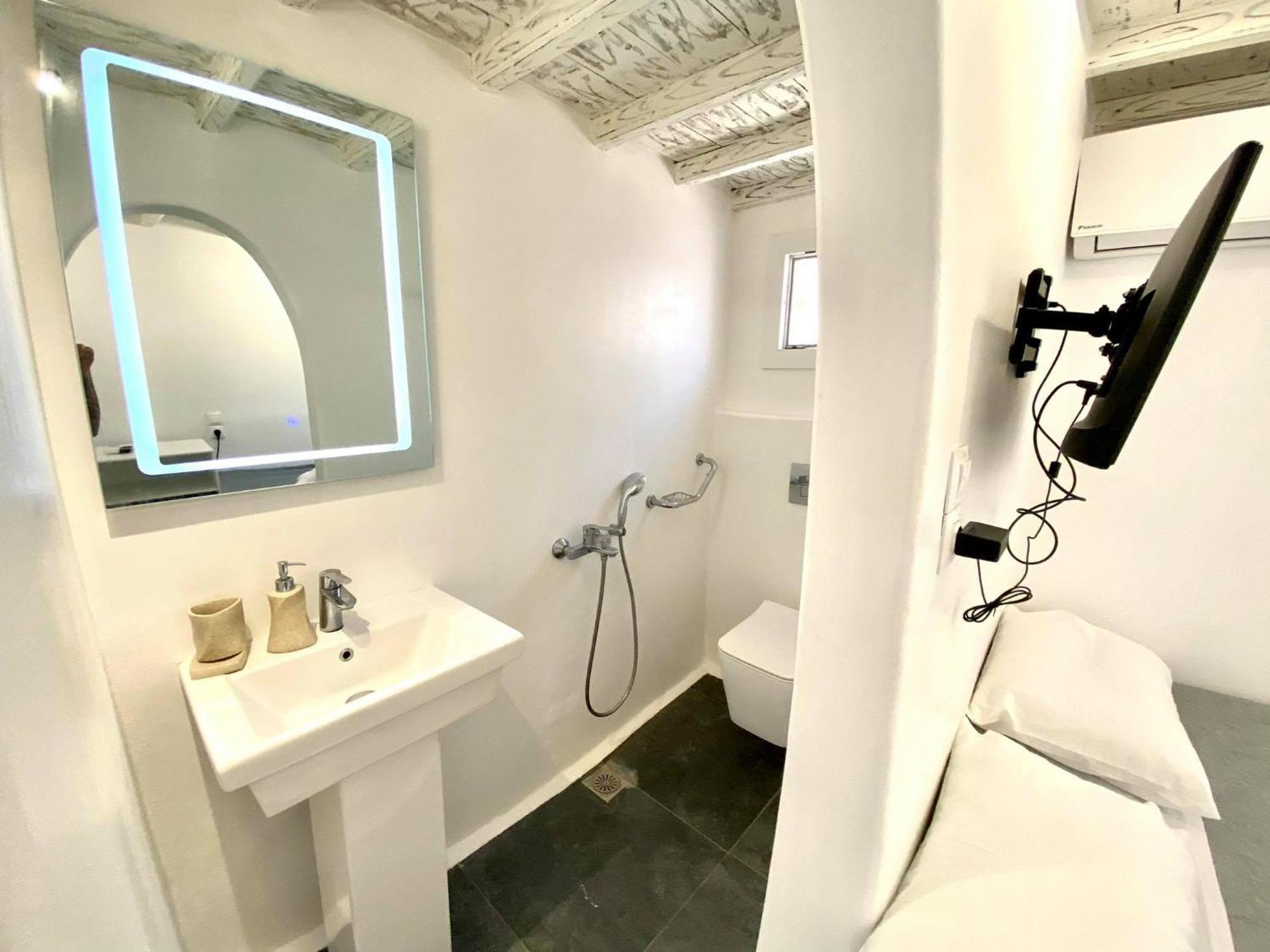 Mykonos Vibes Airport Studios And Apartments Mykonos Town Esterno foto