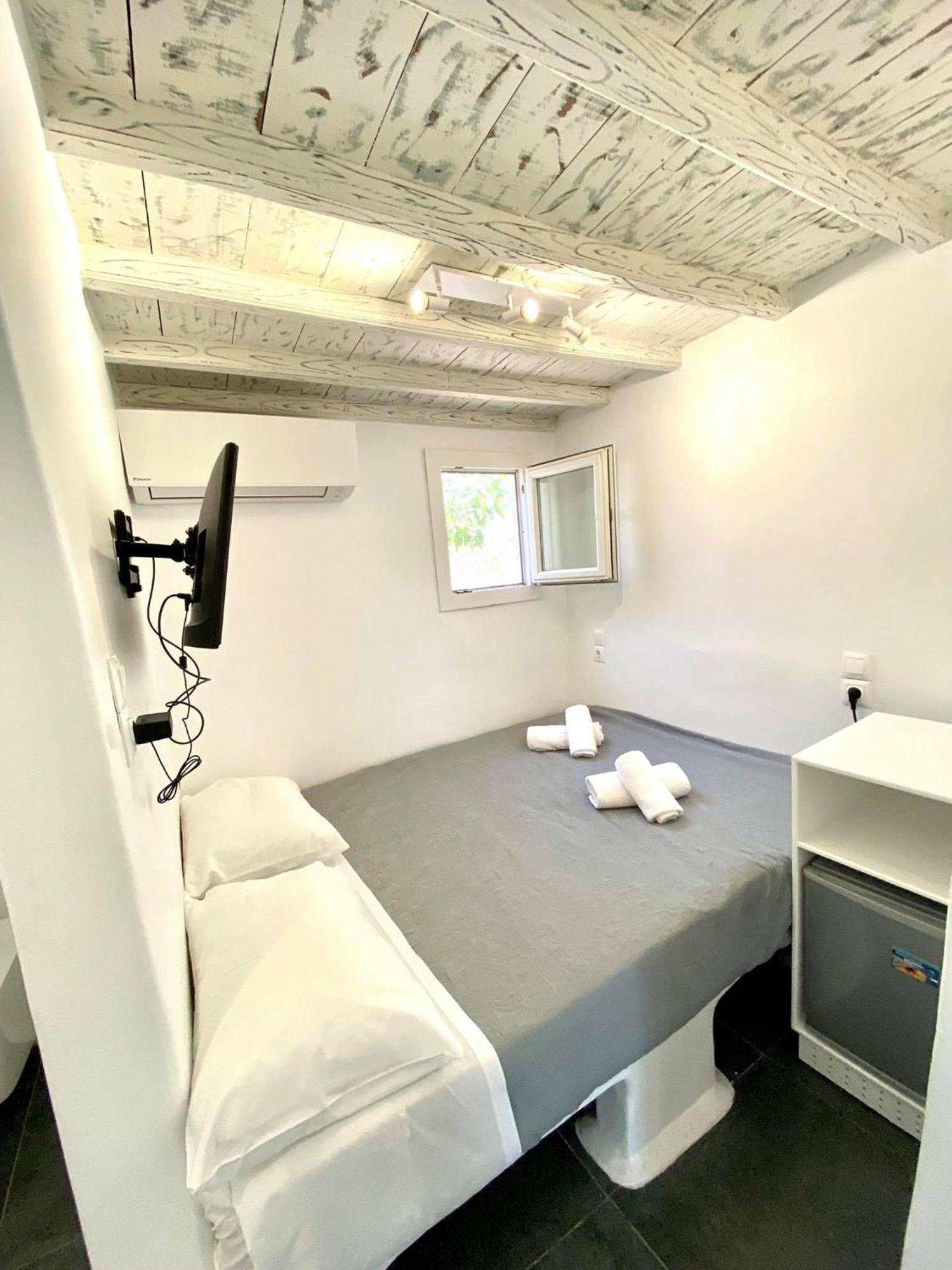 Mykonos Vibes Airport Studios And Apartments Mykonos Town Esterno foto