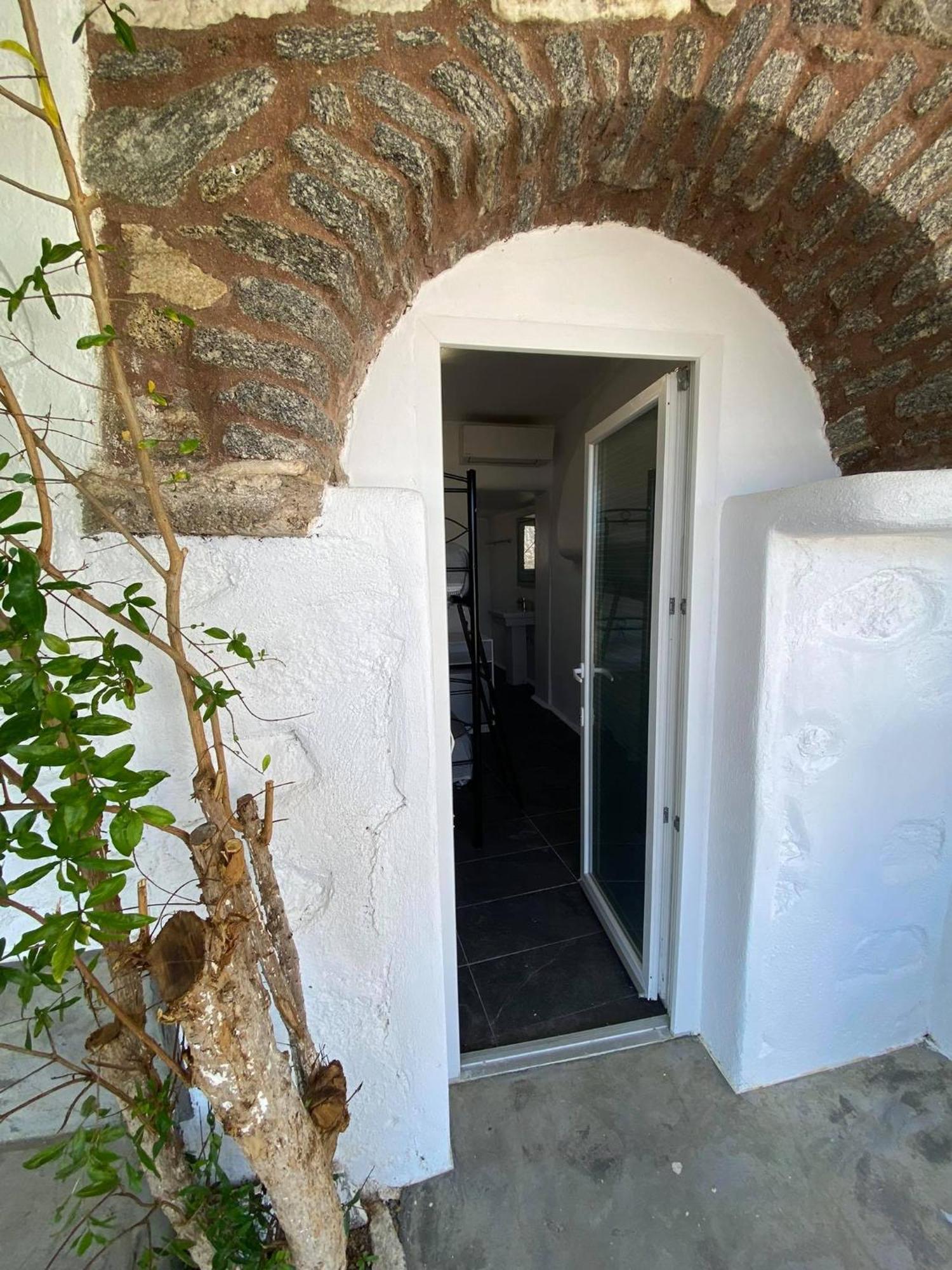 Mykonos Vibes Airport Studios And Apartments Mykonos Town Esterno foto